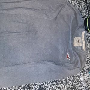 Long sleeve grey shirt
